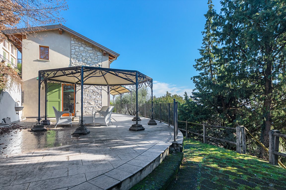 Dom na sprzedaż Włochy, Polpenazze del Garda  110m2 Foto 1