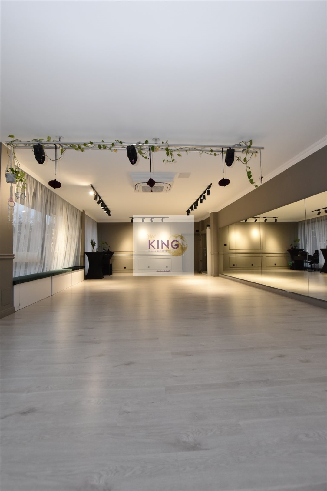 Lokal użytkowy 190 m2 w Centrum Szczecina, duże witryny Szczecin, Centrum  190m2 Foto 1