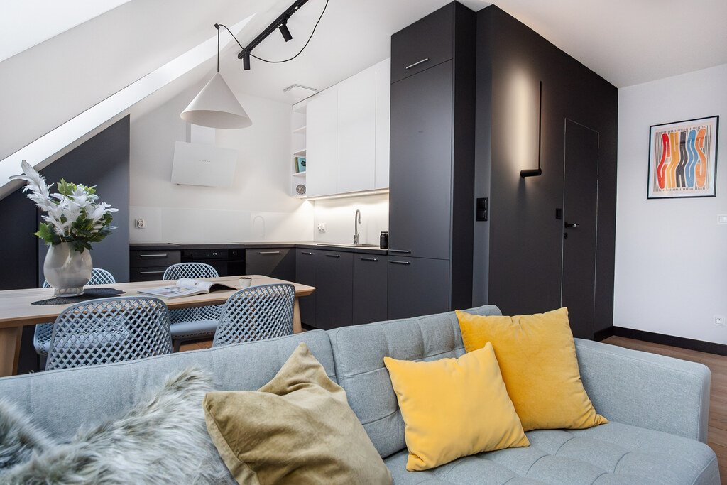 Komfortowe 3-pokojowe mieszkanie z klimatyzacją i miejscem w garażu Kruszewnia, os. Izabelin  75m2 Foto 1