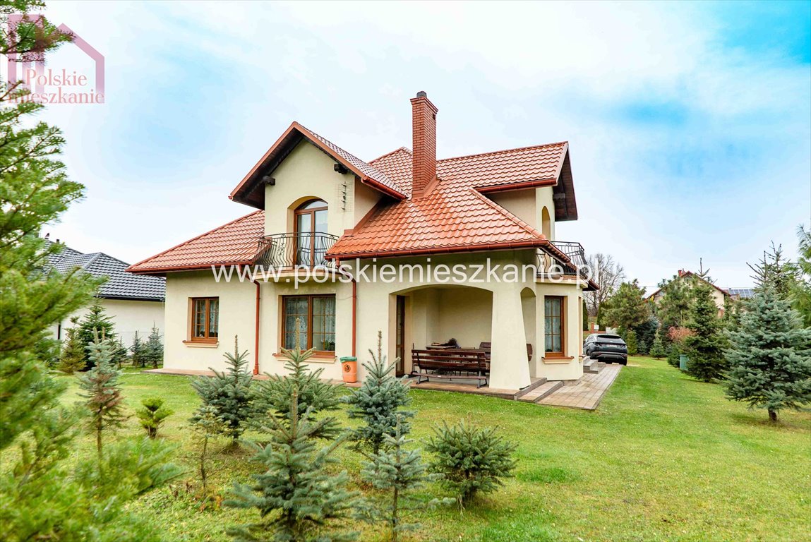 Komfortowy dom 250 m2 z 5 sypialniami i ogrodem Orły  250m2 Foto 1