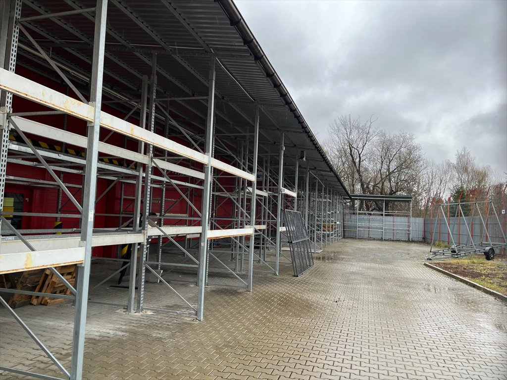 Na wynajem plac 230 m² z zadaszeniem w Łasku Łask, Zielona 12c  230m2 Foto 1