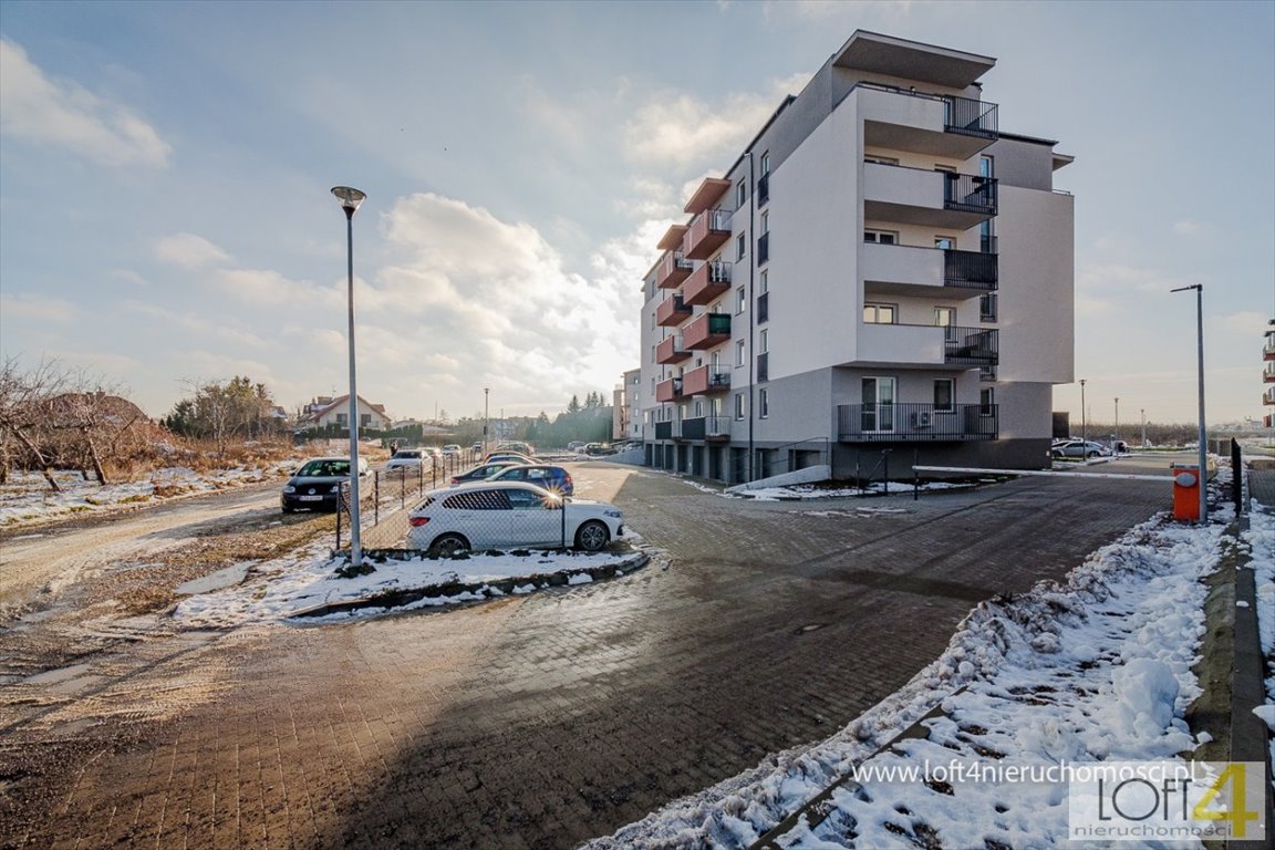 Mieszkanie dwupokojowe na sprzedaż Tarnów, Eugeniusza Niedojadły  35m2 Foto 1