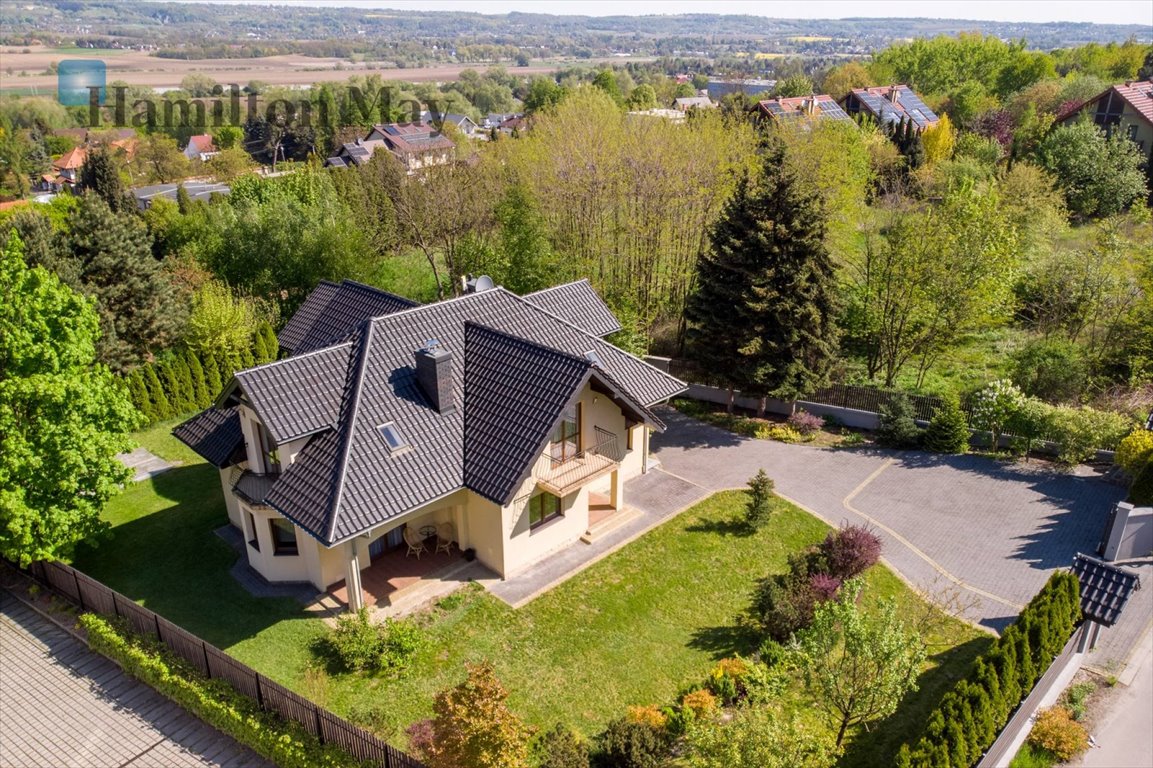 Przestronny dom 240 m² z ogrodem i garażem w Zabierzowie Zabierzów, Zabierzów, Poziomkowa C  240m2 Foto 1