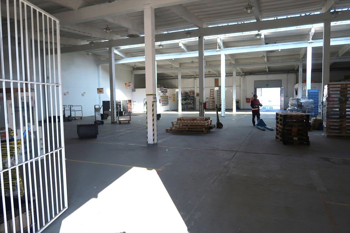 Magazyn na sprzedaż Legnica  5 050m2 Foto 1