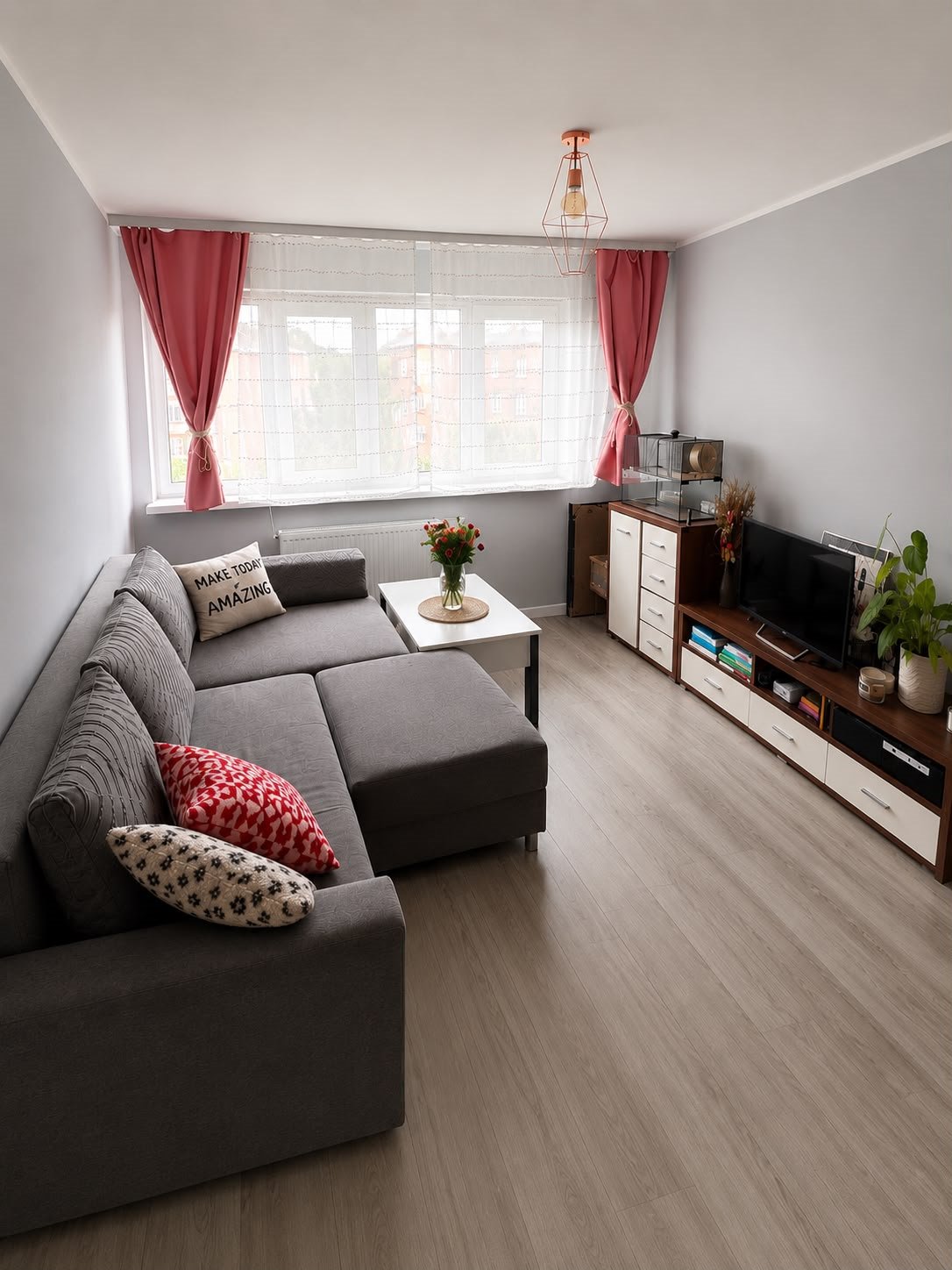 Mieszkanie 37,4 m² w Chorzowie - 2 pokoje z aneksem Chorzów, Francuska 5  37m2 Foto 1