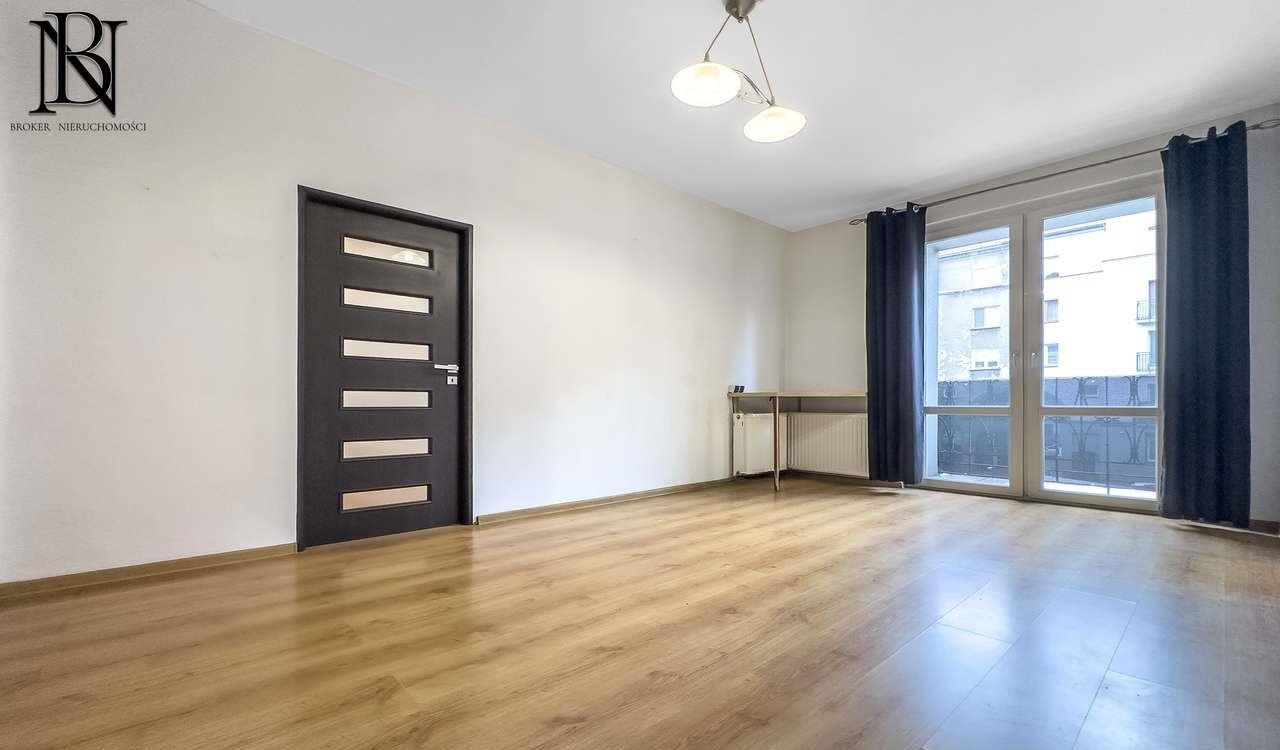 Mieszkanie dwupokojowe na sprzedaż Bytom  38m2 Foto 1