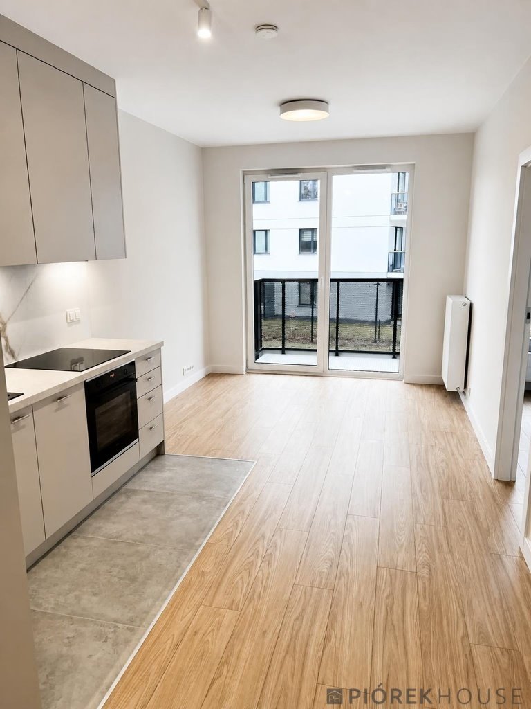 Sprzedam 2-pokojowe mieszkanie 33,3 m² z balkonem w Ursusie Warszawa, Ursus, Ryżowa  33m2 Foto 1
