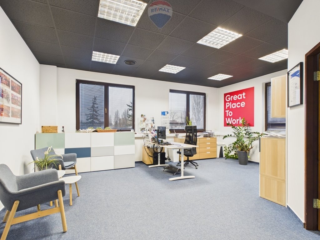Wynajem biura 473 m² z salami konferencyjnymi w Woli Warszawa, Wola, Ulrychów, Nakielska  473m2 Foto 1