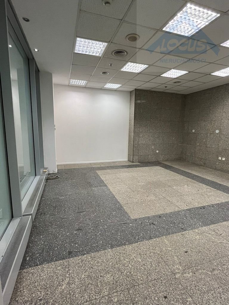 Lokal użytkowy na wynajem Warszawa, Śródmieście  99m2 Foto 2