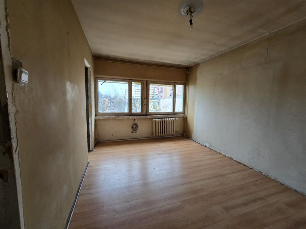 Kawalerka do remontu na Starym Polesiu z osobną kuchnią Łódź, Stare Polesie, Odolanowska  26m2 Foto 1