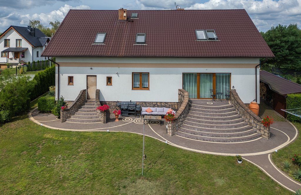 Przestronny dom z garażem, ogród i taras w Subkowym Subkowy, Józefa Piłsudskiego  176m2 Foto 1