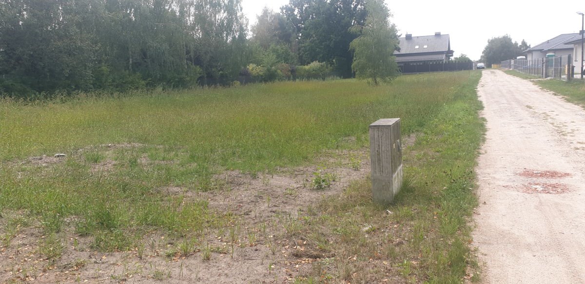 Działka budowlana na sprzedaż Ludwinowo Zegrzyńskie, Ludwinowo Zegrzyńskie  1 076m2 Foto 1