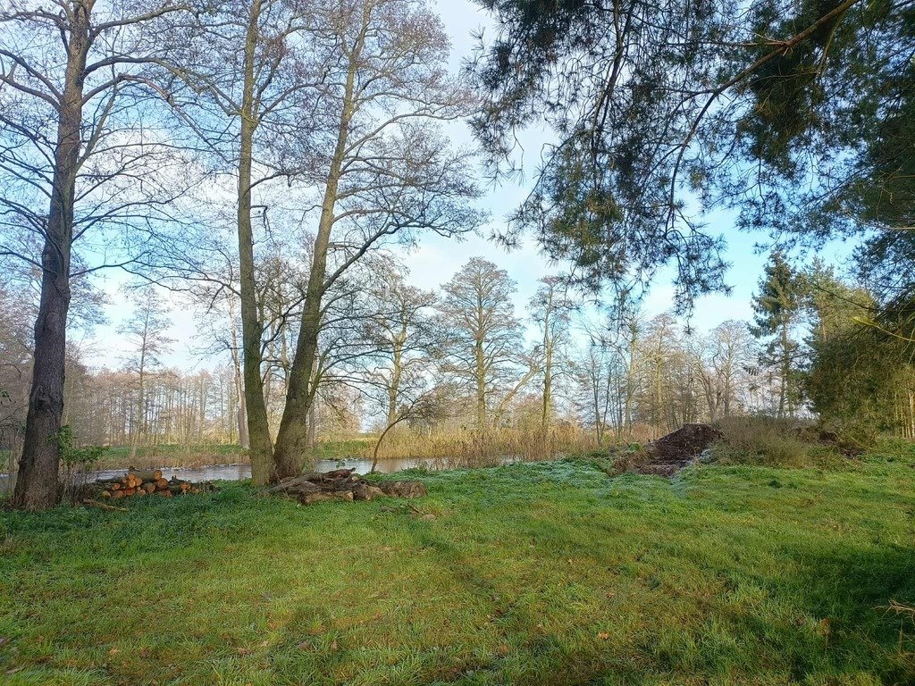 Działka 1,27 ha z własnym zbiornikiem i potencjałem inwestycyjnym Uniemyśl  12 773m2 Foto 1