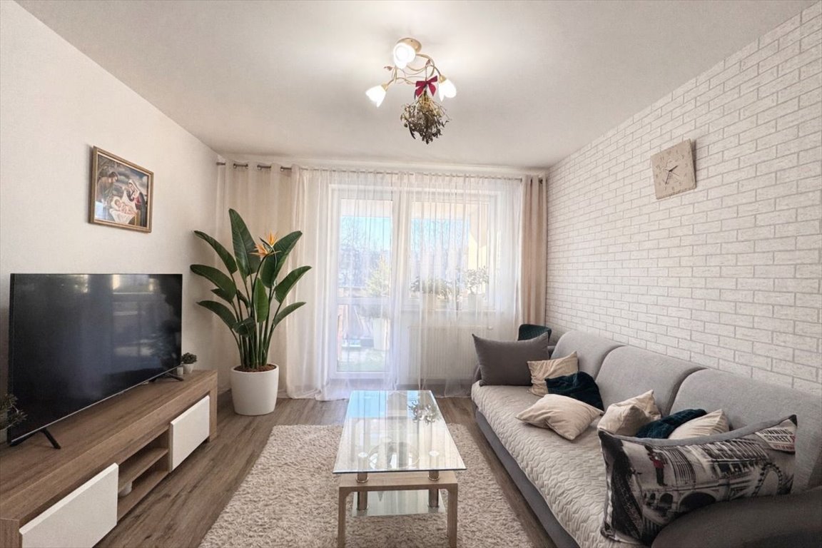 Gotowe do wejścia 2-pokojowe mieszkanie z balkonem i komórką Rzeszów, Iwonicka  46m2 Foto 1