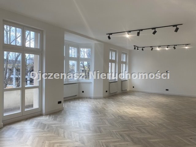 Mieszkanie czteropokojowe  na wynajem Bydgoszcz, Centrum  120m2 Foto 2