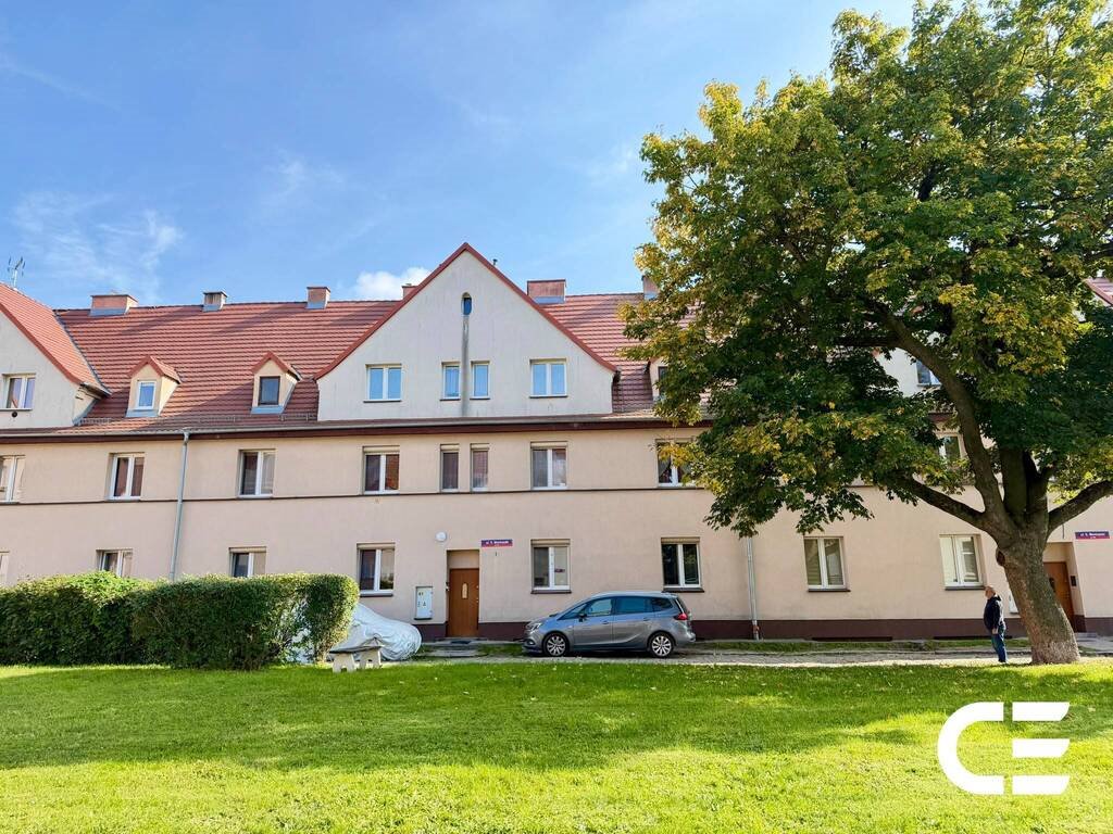 Do sprzedania przestronne 2-pokojowe mieszkanie 42 m² w Oleśnicy Oleśnica, Stanisława Moniuszki  47m2 Foto 1