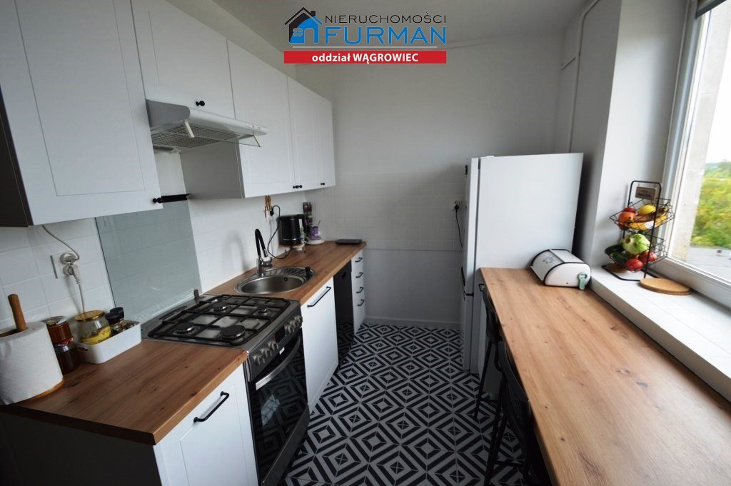 Mieszkanie dwupokojowe na sprzedaż Wiatrowo  56m2 Foto 1