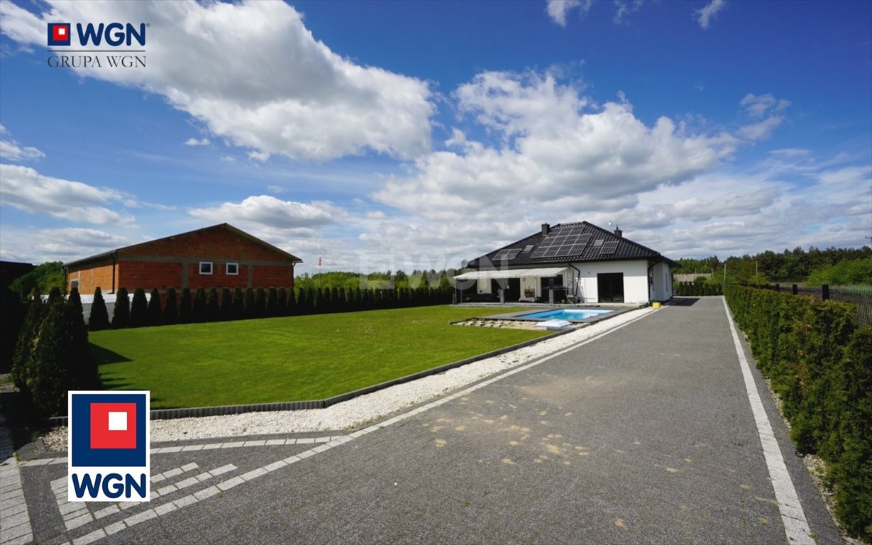 Do sprzedania przestronny dom z basenem i dużą działką Kawnice, Węgle, Irysowa  280m2 Foto 1