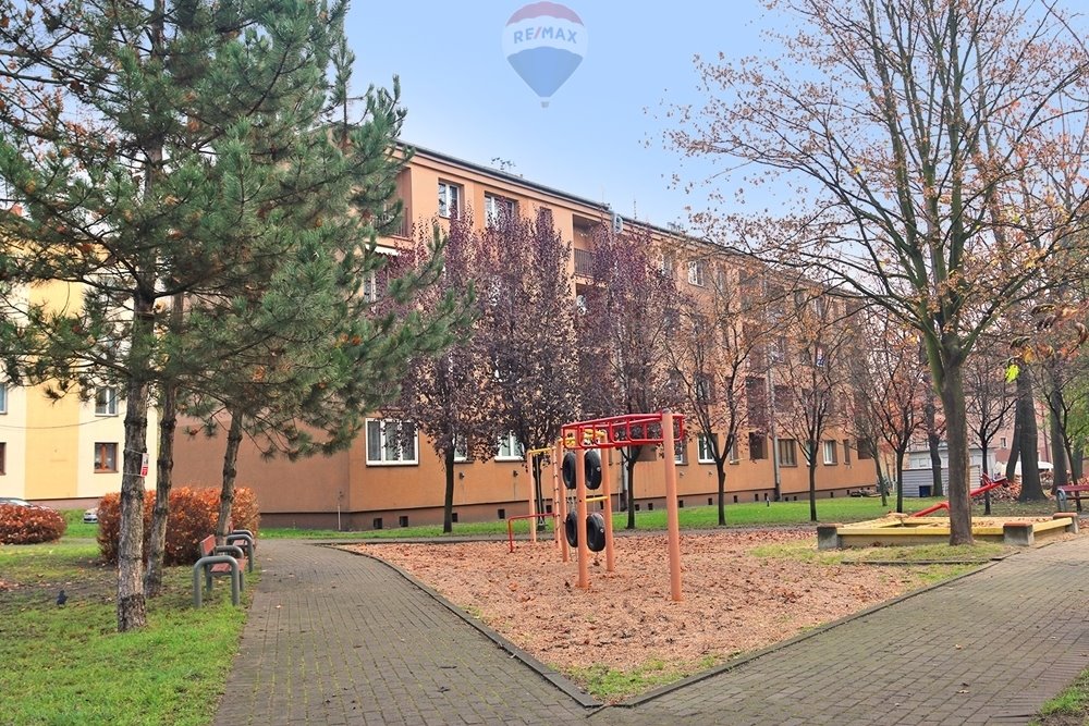 Mieszkanie dwupokojowe na sprzedaż Chorzów, Batory, Obrońców Chorzowa  32m2 Foto 6