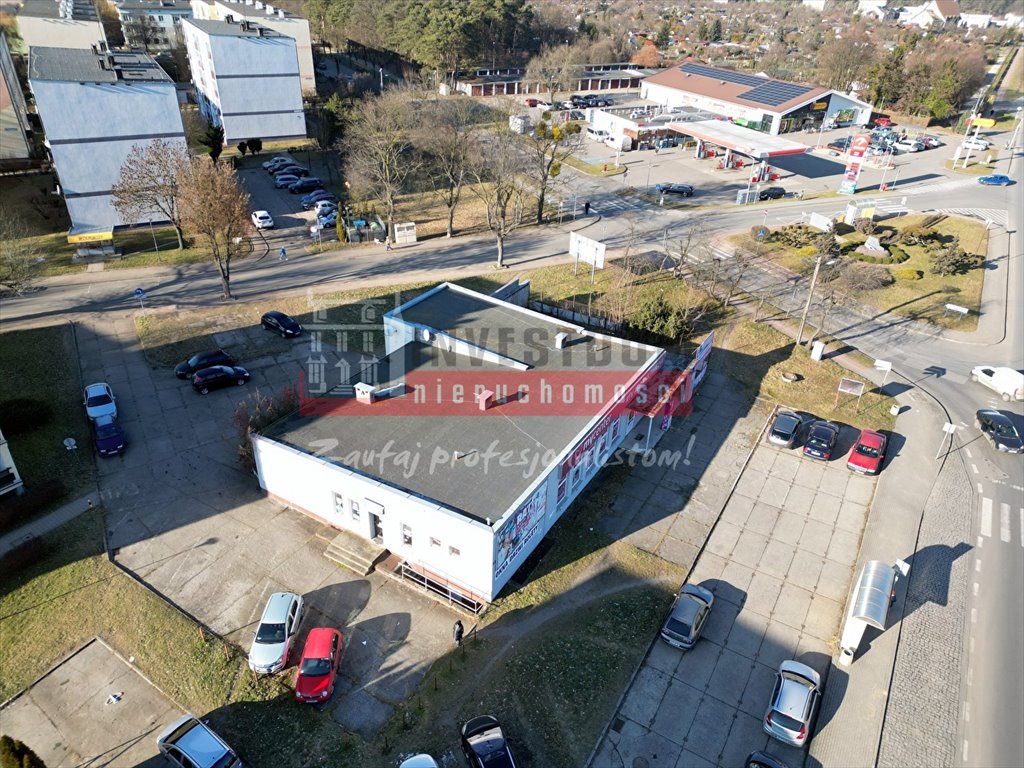 Atrakcyjny lokal usługowo-handlowy 350 m2 z działką 20 arów Krapkowice, Otmęt  350m2 Foto 1