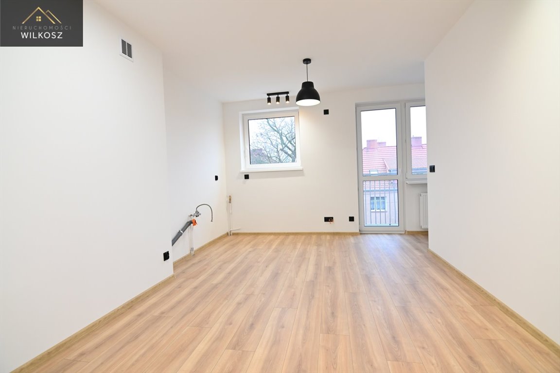 Mieszkanie dwupokojowe na sprzedaż Piła, Zamość  32m2 Foto 1