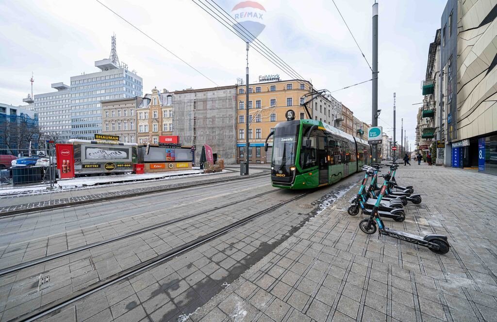 Lokal usługowy 30,8 m² w centrum Poznania, do własnej aranżacji Poznań, Piekary  31m2 Foto 1