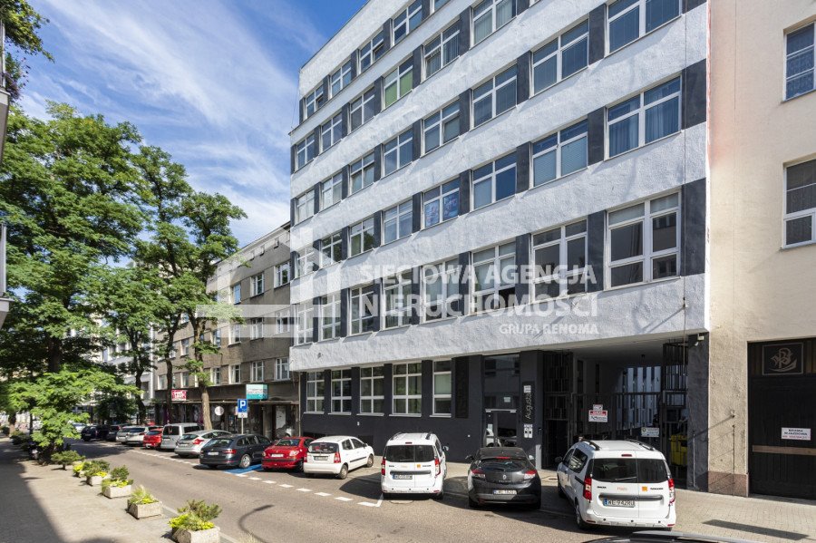 Nowoczesny lokal biurowy 26m2 w centrum Gdyni z klimatyzacją Gdynia, Śródmieście  26m2 Foto 1