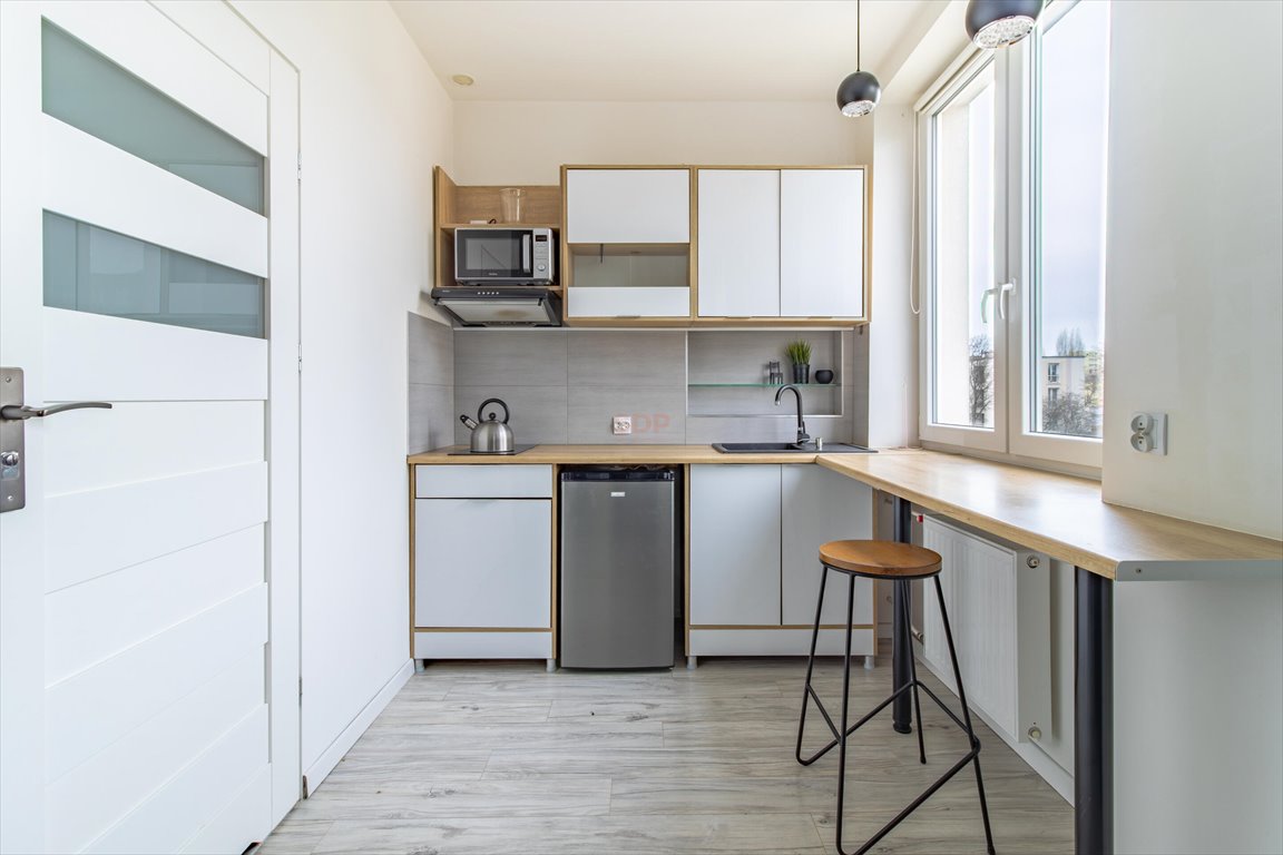 Mieszkanie dwupokojowe na sprzedaż Łódź, Zawiszy Czarnego  51m2 Foto 1