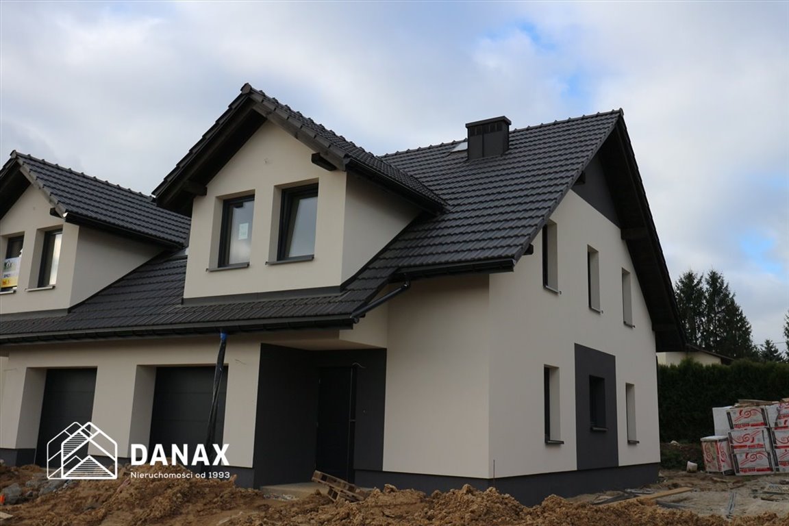 Dom bliźniak z garażem, 179 m2, nowoczesny i energooszczędny Przeginia Duchowna  180m2 Foto 1