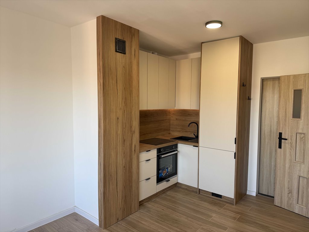 Inwestycyjne mieszkanie 22,7 m² w Lędzinach - 8% ROI Lędziny, Pokoju  23m2 Foto 1