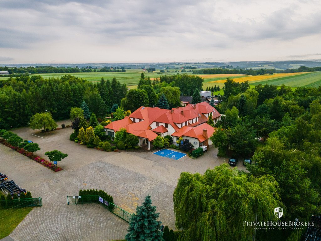 Lokal użytkowy na sprzedaż Poradów  1 100m2 Foto 1