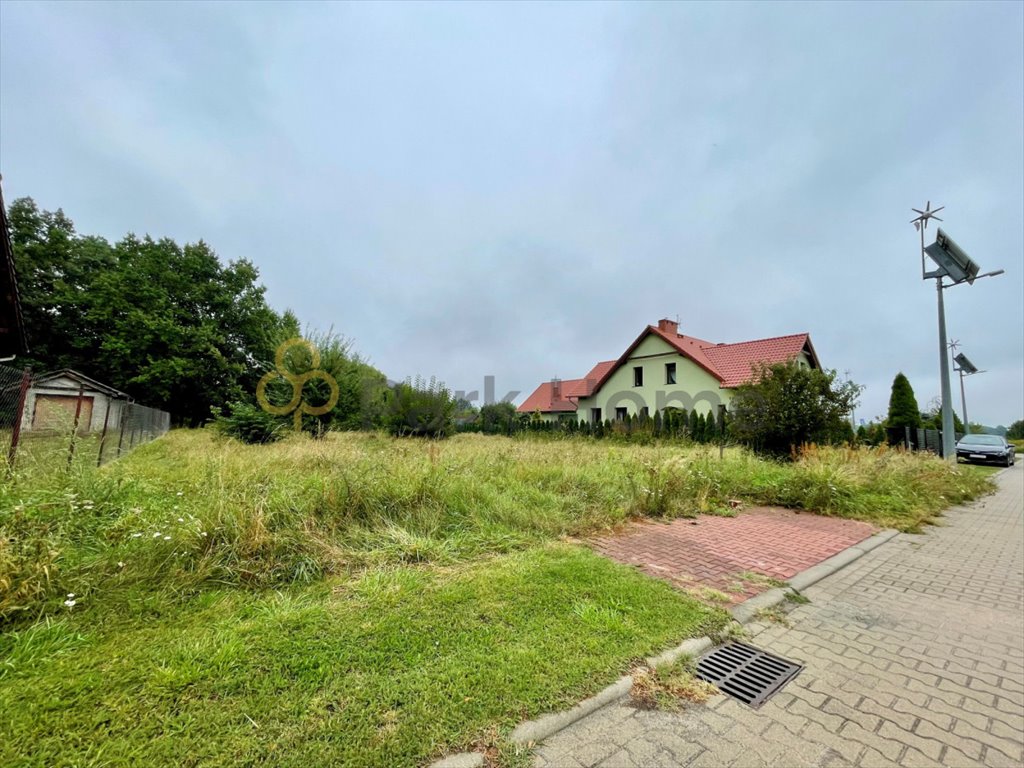 Działka 1047m2 pod dom w Górze, media, światłowód Góra  1 047m2 Foto 1