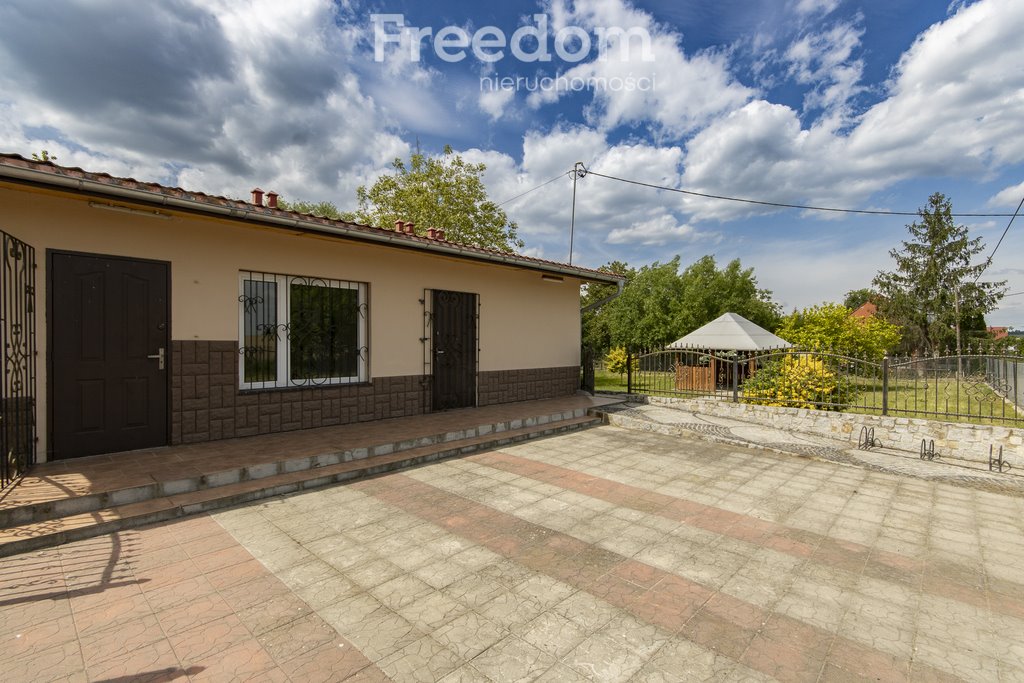 Lokal użytkowy na sprzedaż Malerzowice Małe  51m2 Foto 1