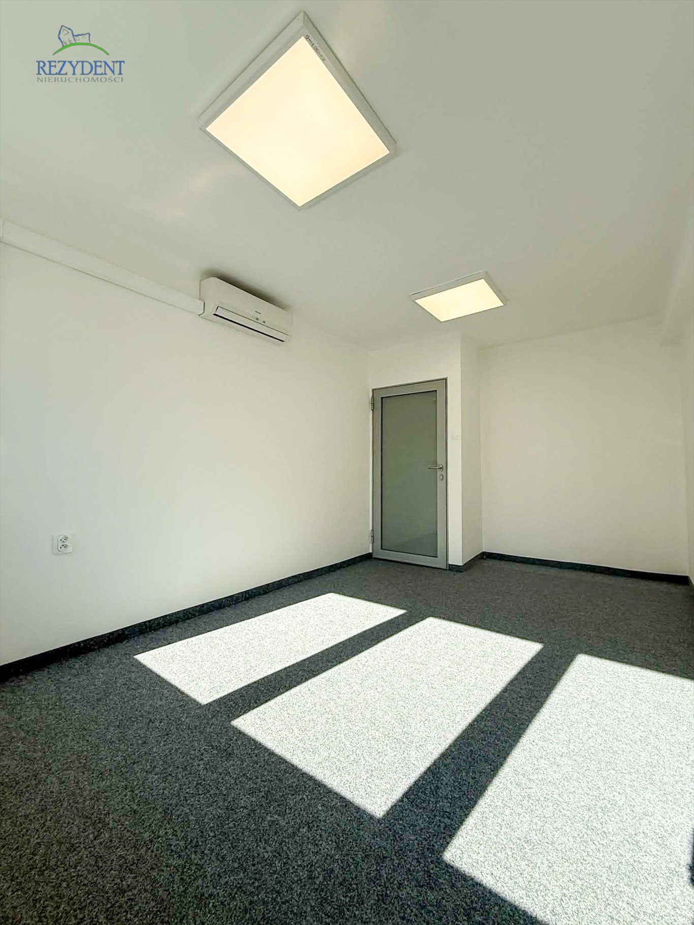 Nowoczesny lokal biurowy po remoncie, dostęp 24h, monitoring Katowice, Osiedle Paderewskiego  14m2 Foto 1