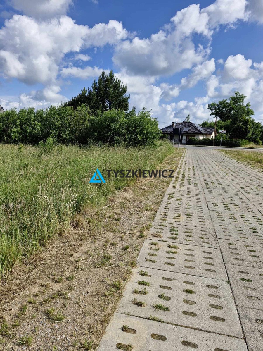 Działka pod zabudowę w Nowej Wsi Lęborskiej, 1892 m2 Nowa Wieś Lęborska, Dworcowa  1 192m2 Foto 1