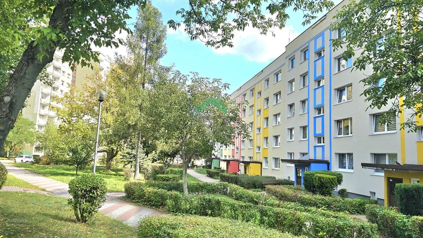 Do sprzedania przestronne 4-pokojowe mieszkanie 72 m² w Częstochowie Częstochowa, Północ  72m2 Foto 1