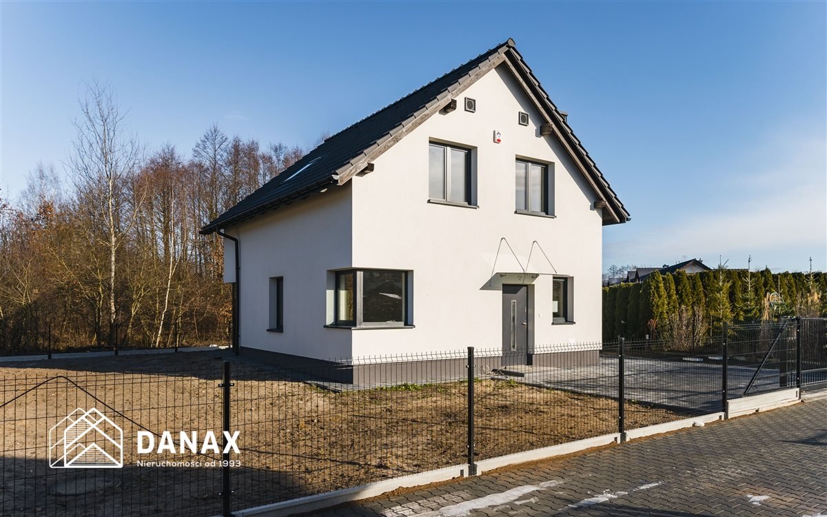 Nowoczesny dom 144 m2 z indywidualnym projektem, ogrzewaniem podłogowym Przeginia Duchowna  144m2 Foto 1