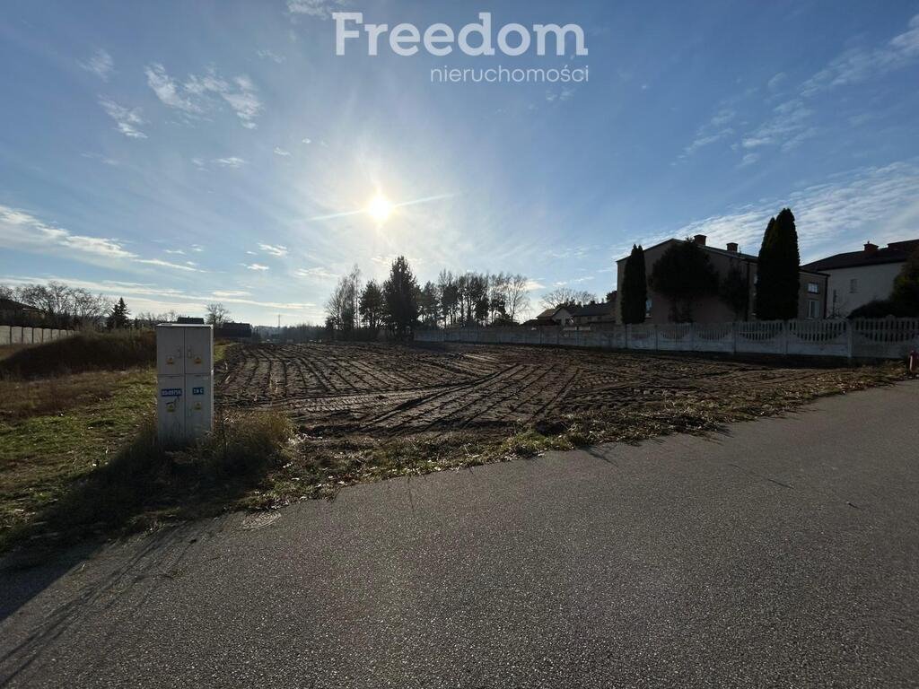 Działka budowlana na sprzedaż Mrozy, Boczna  2 392m2 Foto 1