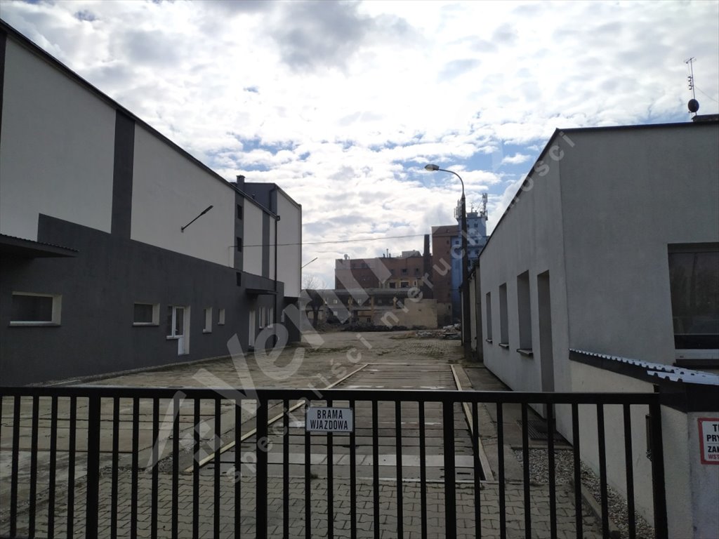 Lokal użytkowy na sprzedaż Góra  2 100m2 Foto 9