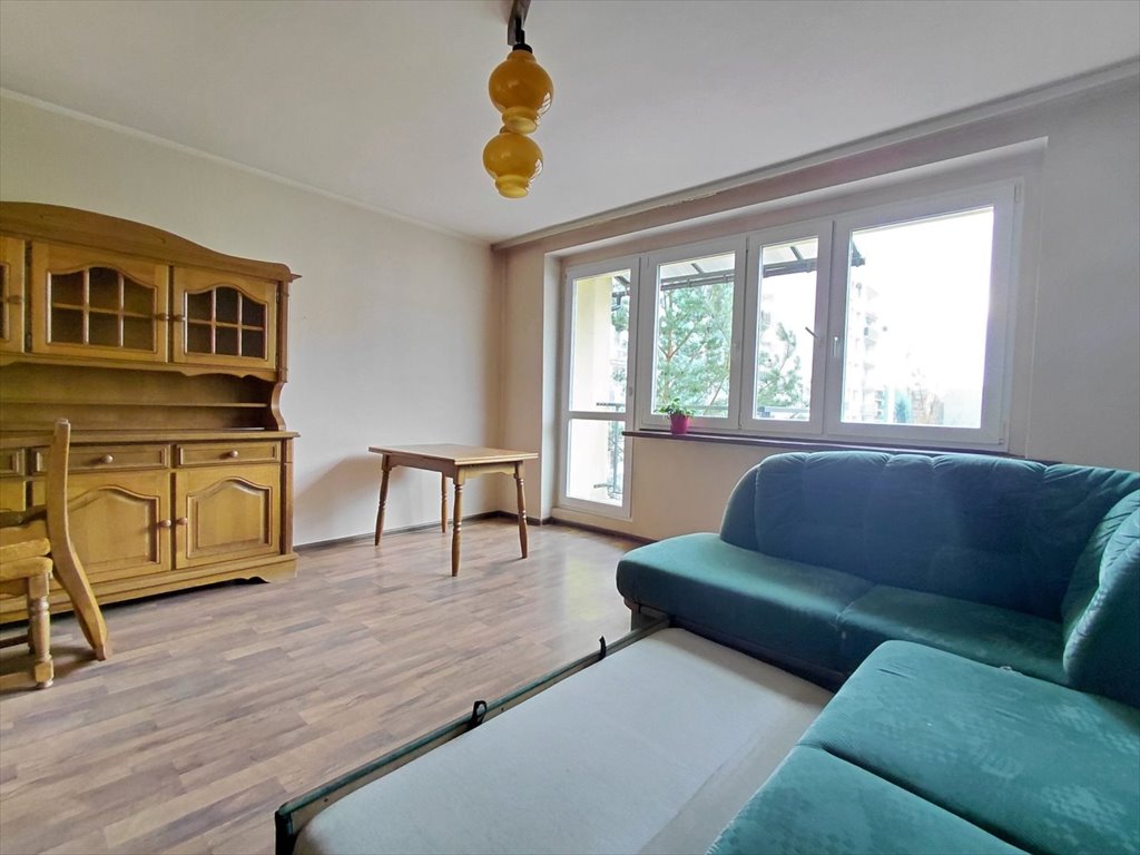 Mieszkanie czteropokojowe  na sprzedaż Zabrze  76m2 Foto 1