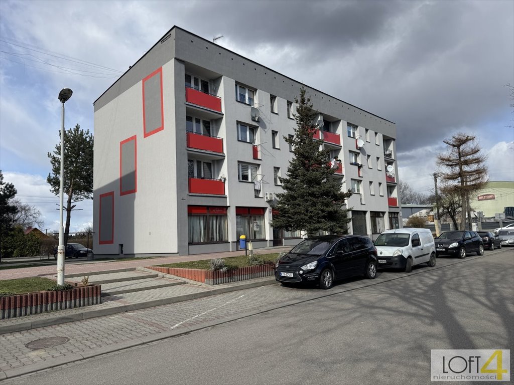 Zapraszam do obejrzenia kawalerki 27 m² z balkonem w Niedomicach Niedomice, Osiedle  27m2 Foto 1