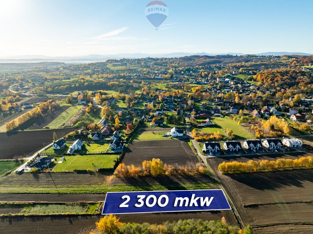 Działka budowlana na sprzedaż Trąbki  2 300m2 Foto 1