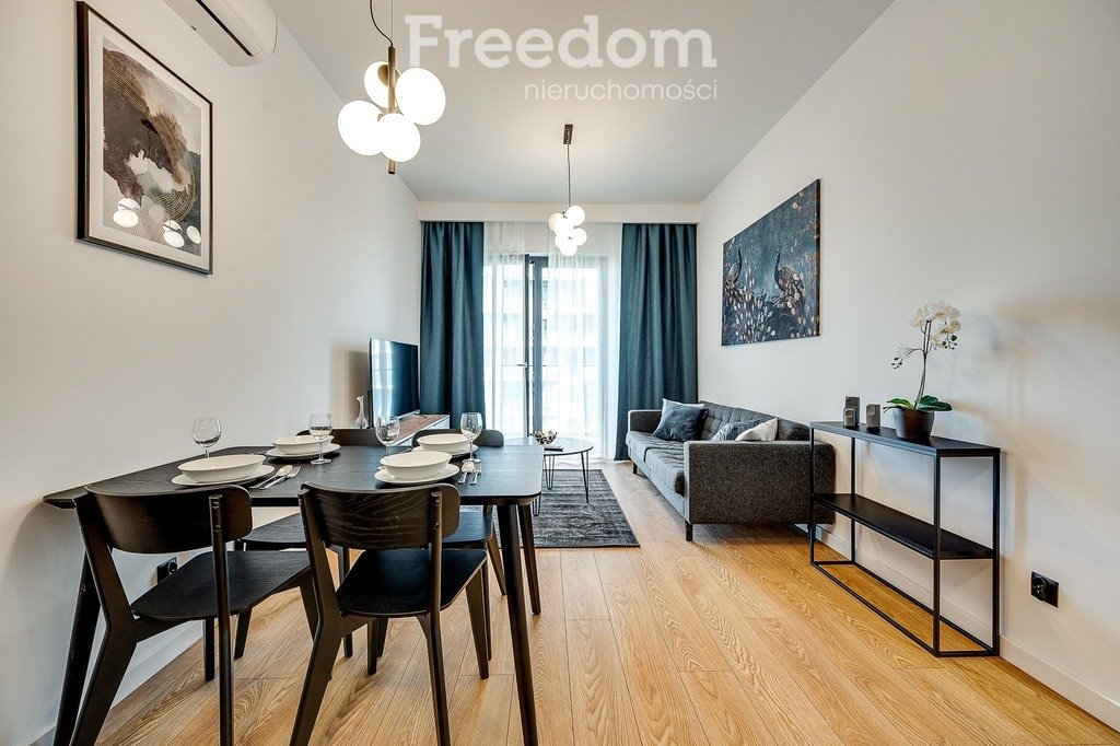 Nowoczesne 43 m² w centrum Katowic z balkonem - polecam! Katowice, Henryka Mikołaja Góreckiego  43m2 Foto 1