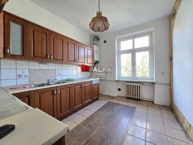 Mieszkanie czteropokojowe  na sprzedaż Mrowiny  68m2 Foto 1