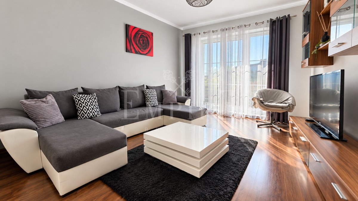 Do sprzedania przestronne 61 m² mieszkanie z 2 balkonami w Markach Marki, Duża  61m2 Foto 1