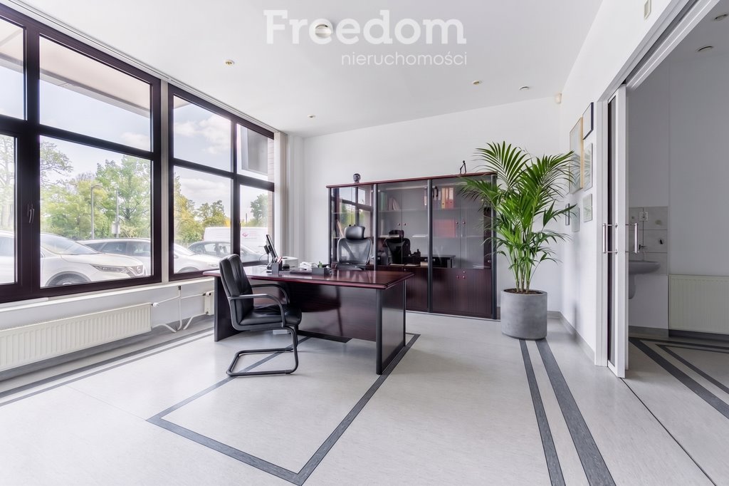 Zapraszam do obejrzenia 134 m² lokalu na Woli z dużymi witrynami Warszawa, Wola, Górczewska  134m2 Foto 1