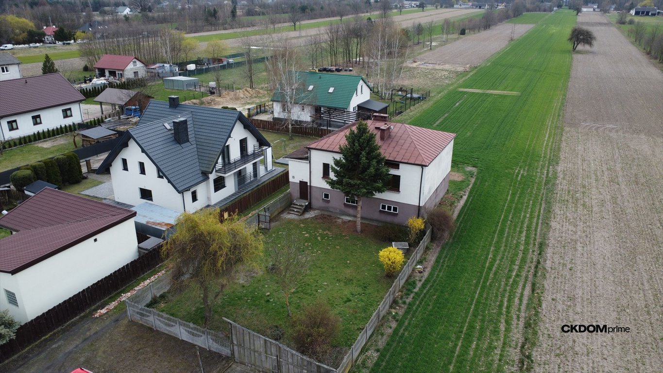 Zapraszam do domu 182 m² w Jedlni-Letnisku z dużym potencjałem Jedlnia-Letnisko, Średnia 4  182m2 Foto 1