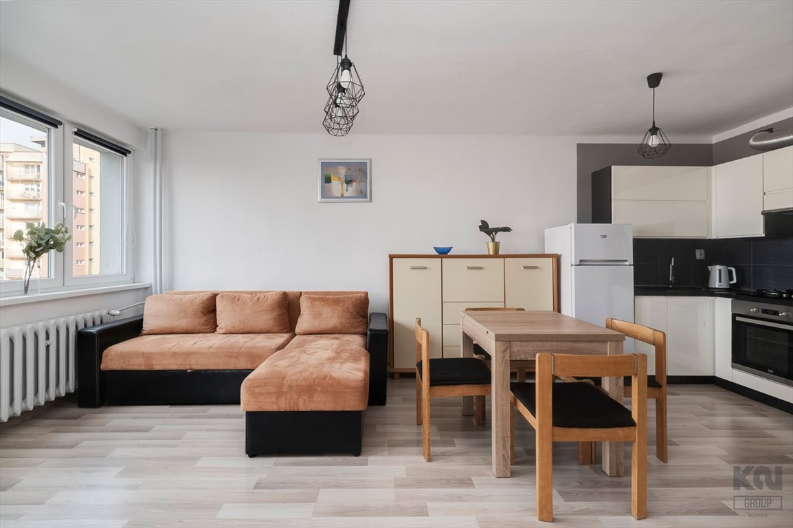 Przytulne 2-pokojowe mieszkanie 34,5 m² (loggia, piwnica) w Łodzi Łódź, Bałuty, Powstańców Wielkopolskich  35m2 Foto 1