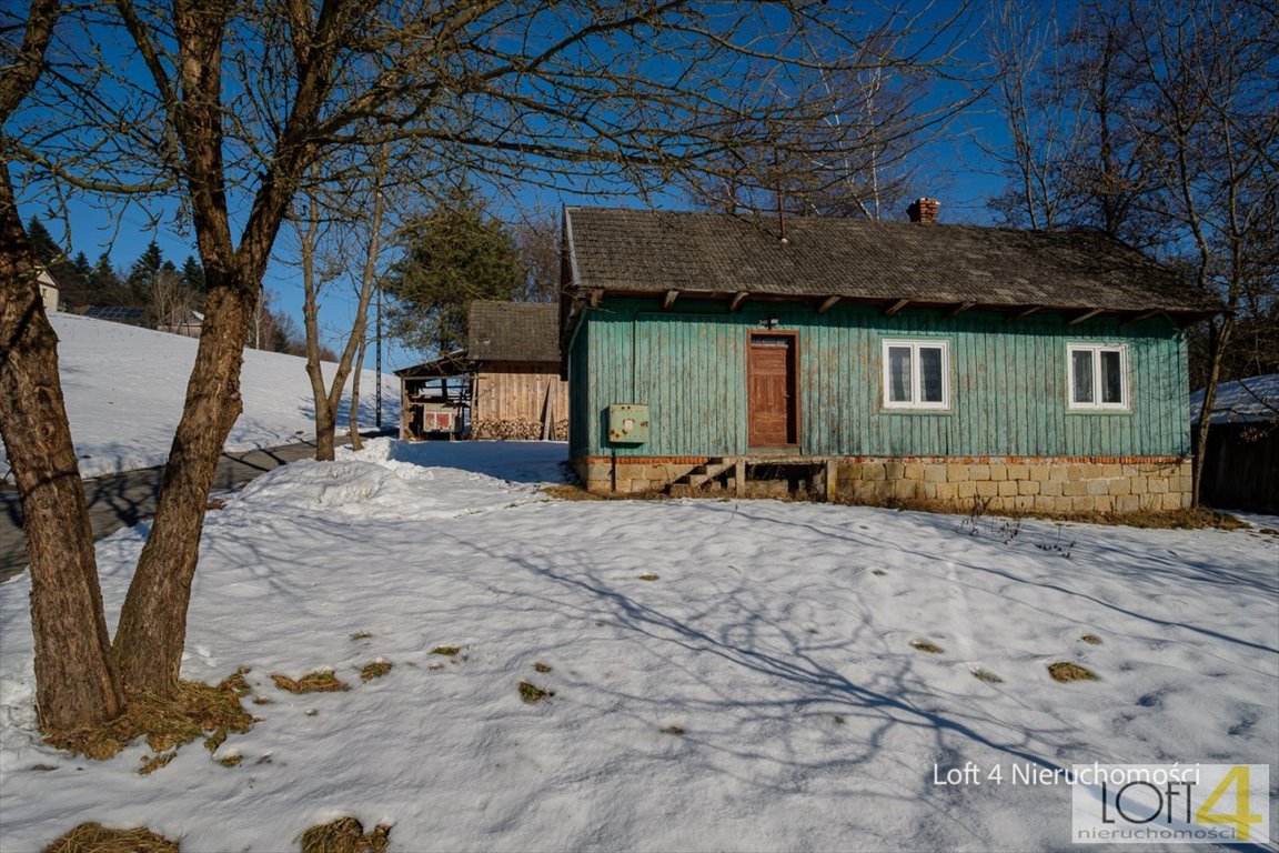 Urokliwy dom do remontu z dużą działką i stodołą Gwoździec  80m2 Foto 1