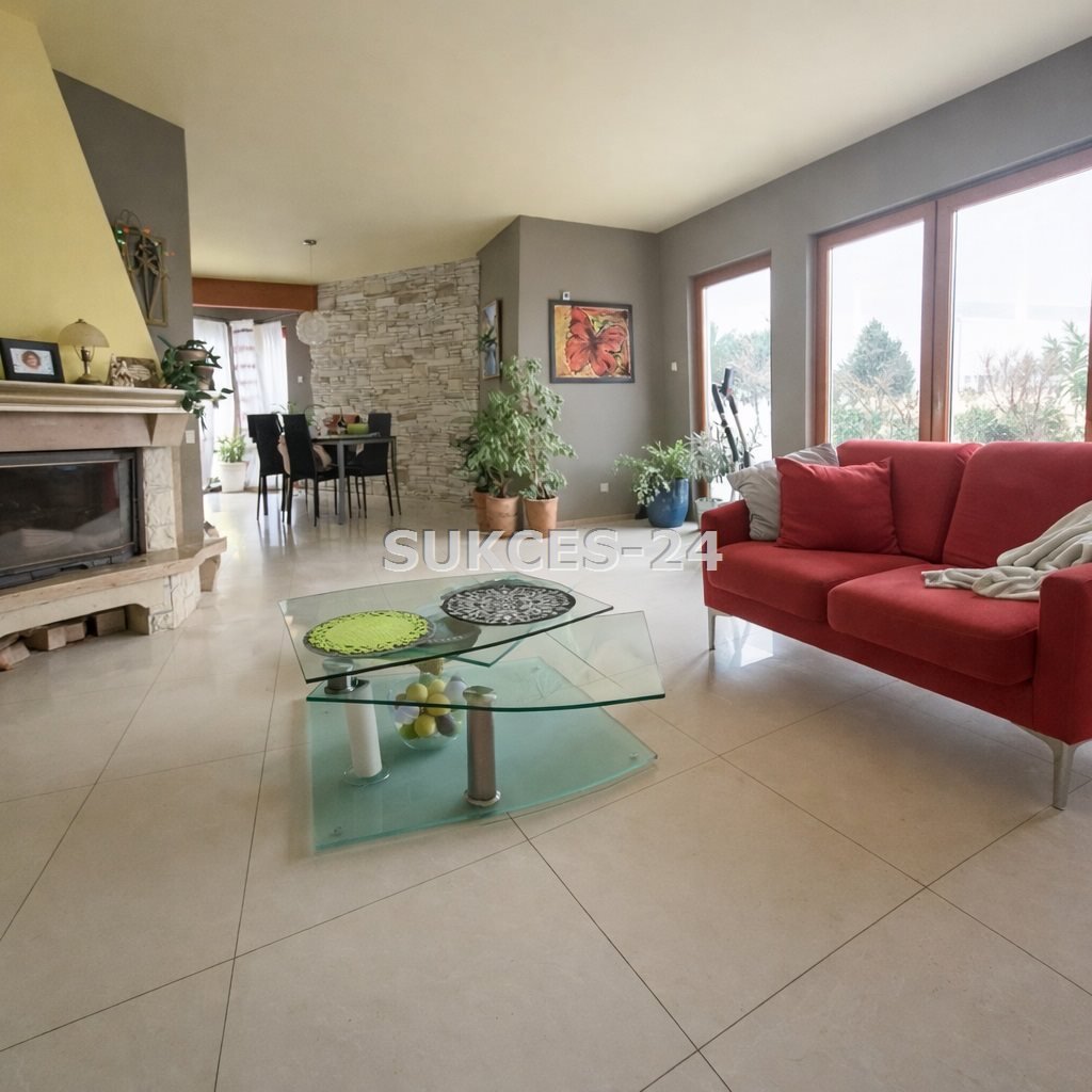 Stylowy dom 200 m² z dużą działką w Wroninie Wronin  200m2 Foto 1